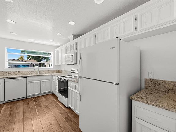 5th image of 115 Bryce Way