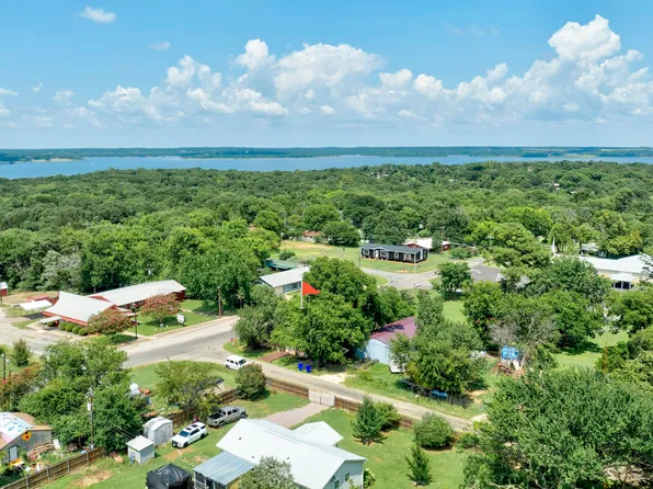 12 Old Shawnee Trail Dr, Gordonville, TX 76245