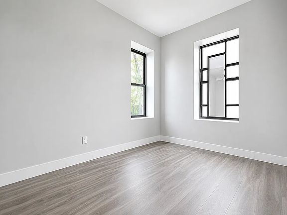 4th image of 1369 Saint Johns Pl #3B