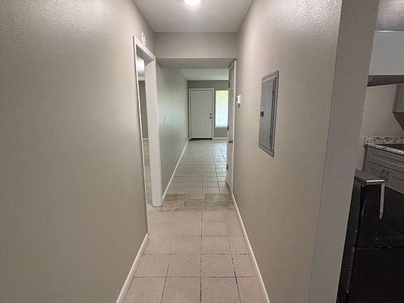 4th image of 210 Pelham Rd Unit 102C