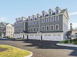 29 Juniper Ln, Portsmouth, NH 03801