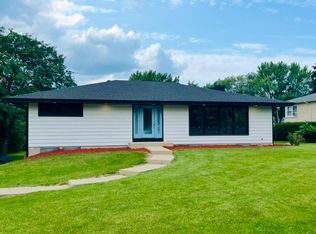 22W300 Broker Rd, Medinah, IL 60157