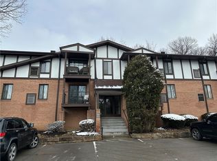 2008 Thornberry Dr Unit 2008, Pittsburgh, PA