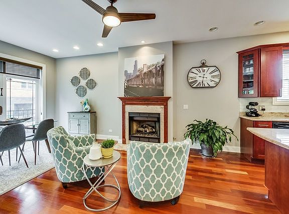 2nd image of 2342 W Montana St #1W
