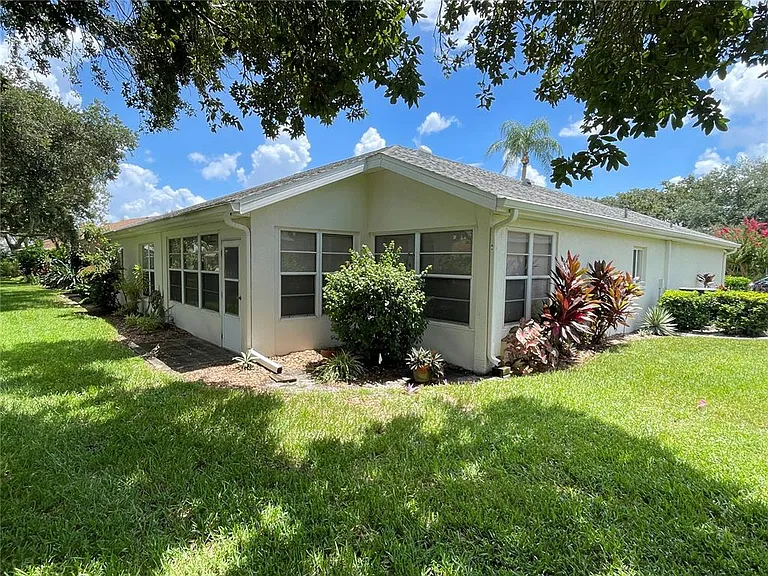 2222 Mayfield Palms Ln #322 — Photo 19