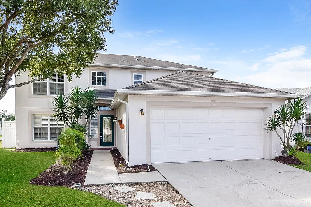 4 bed, 2.5 bath, 2142 sqft, $2,780 — Photo 1