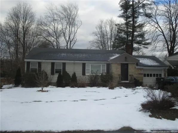 12 Tecumseh Road, West Hartford, CT 06117