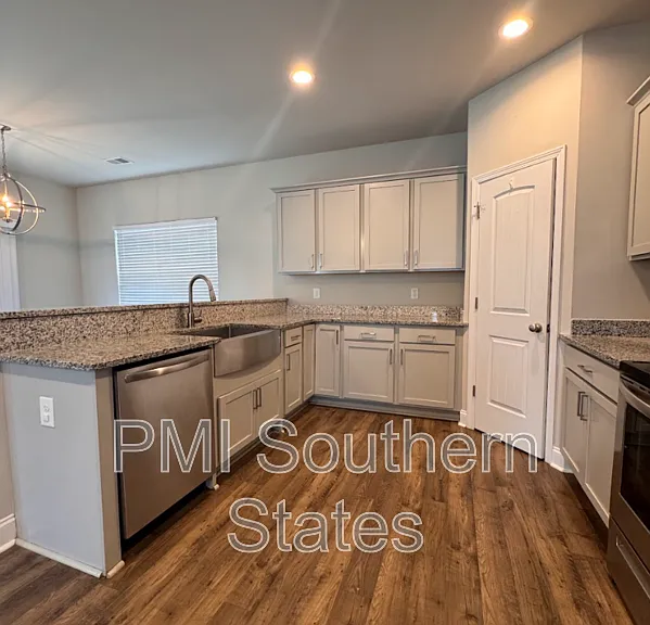 199 Rosewood Cir — Photo 9