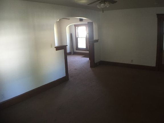 5th image of 329 Harvard Ave