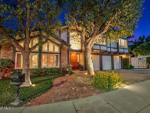 2nd image of 6138 Paseo La Vis