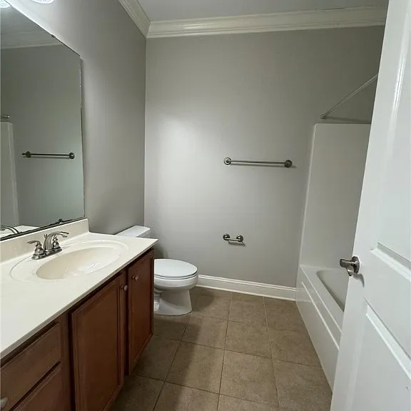 381 Gallery Dr #201 — Photo 6