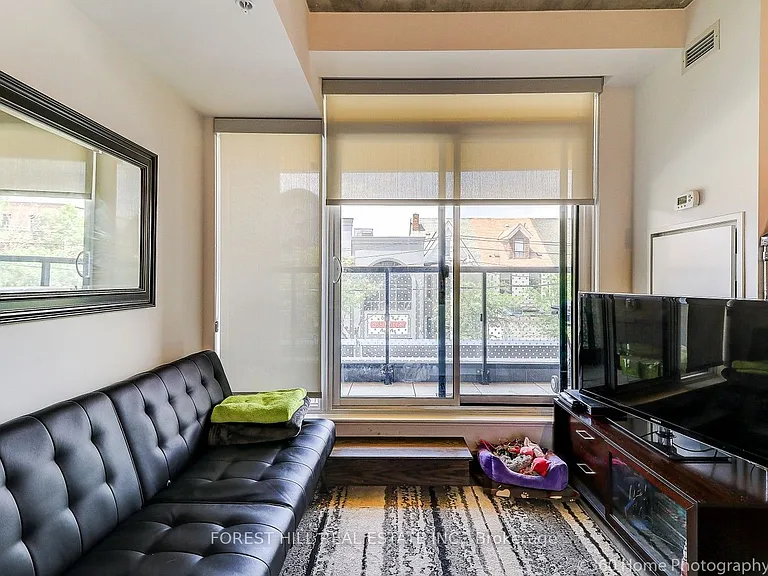109 Ossington Ave #202 — Photo 9