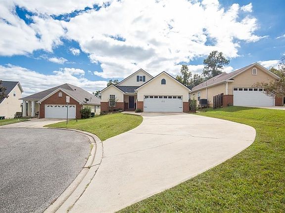 2nd image of 2662 Heathrow Dr