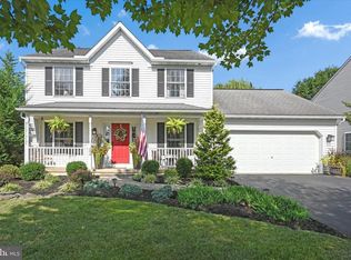 204 N Oak St, Lititz, PA 17543
