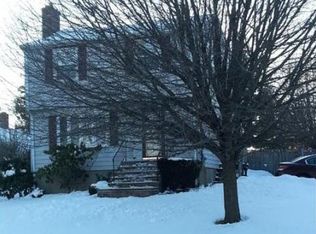 10 Blackstone Rd, Weymouth, MA 02191