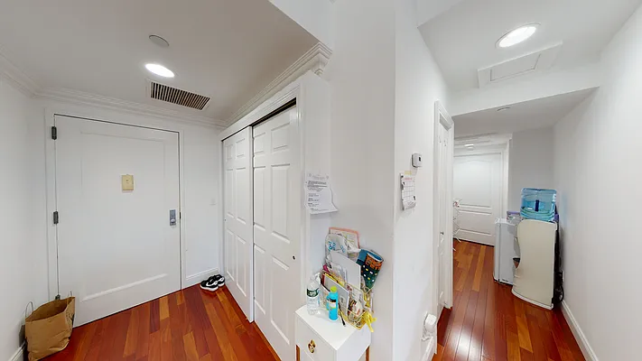 Sold by Chase Global Realty Corp | media 7