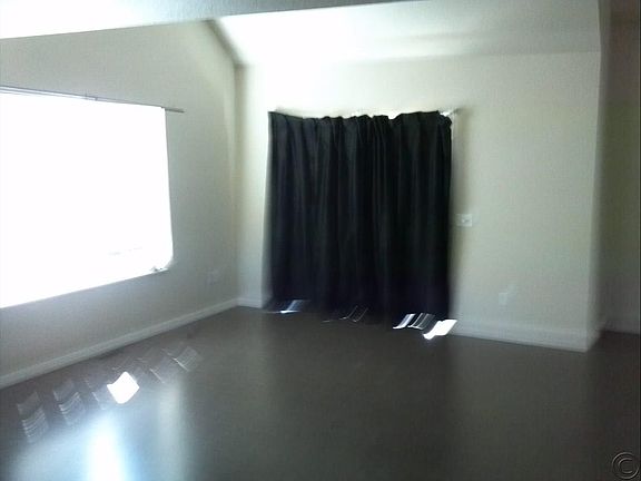 5th image of 4221 Hermione Ln