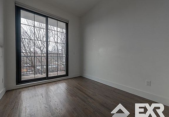 3rd image of 486 Lefferts Ave #3B