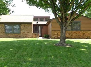 116 Holly Dr, Houston, PA
