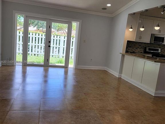 5th image of 14115 Langley Pl