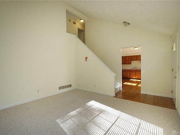 4th image of 5807 Mount Vernon Dr