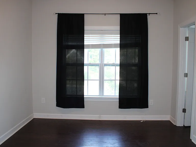 241 Vinewood Pl — Photo 30