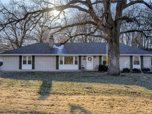 2420 S 73rd St, Kansas City, KS 66106