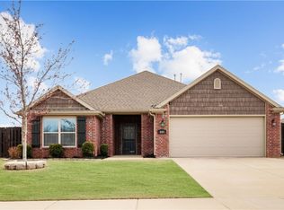 400 W Stoney Point Rd, Rogers, AR 72758