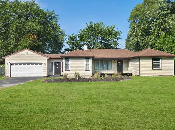 13135 N Linden Rd, Clio, MI 48420