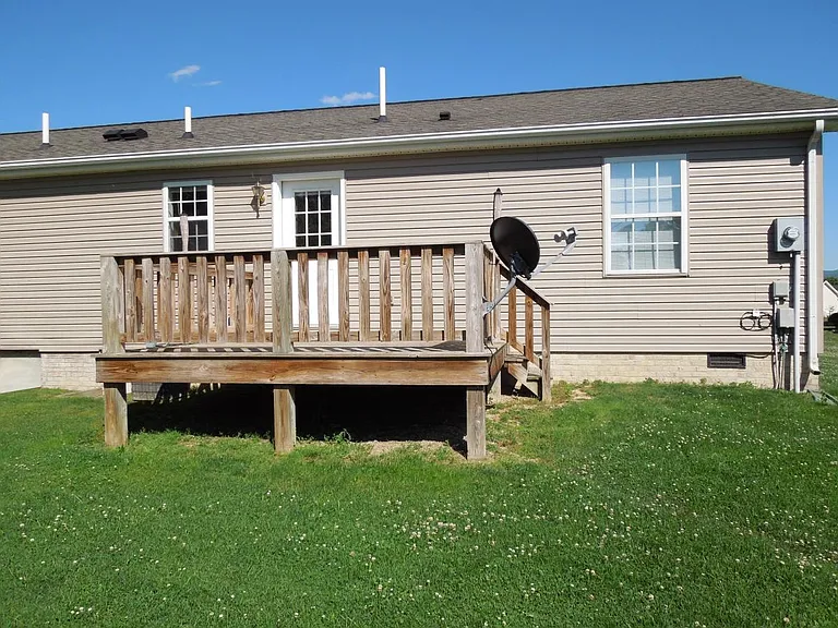 Deck on back of duplex