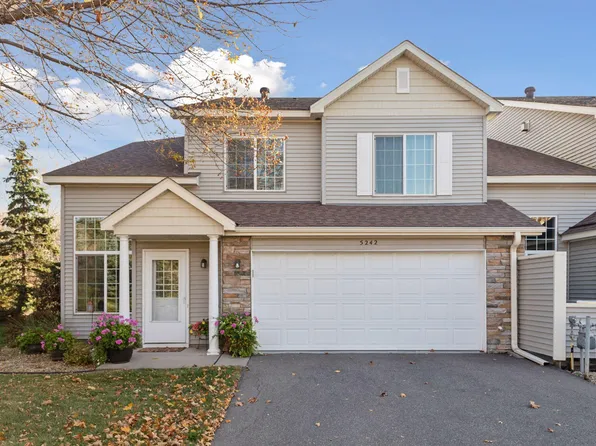 5242 207th St N, Forest Lake, MN 55025