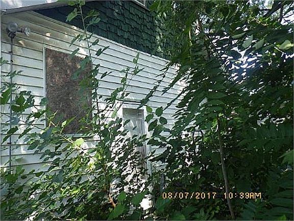 4th image of 14628 Marlowe St