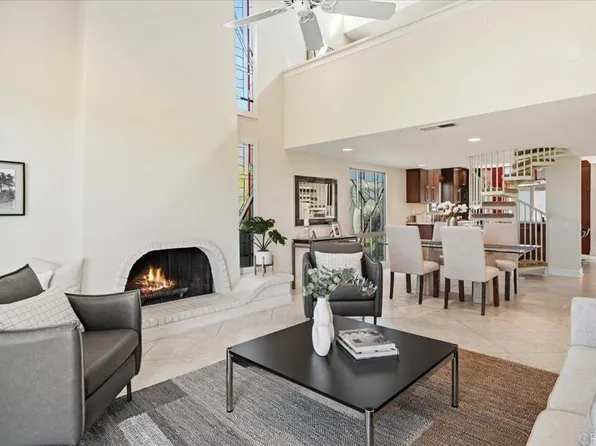 223 Via Osuna, Rancho Santa Fe, CA 92091