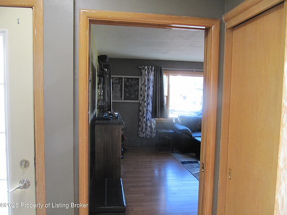 4th image of 464 S Central Ave #S