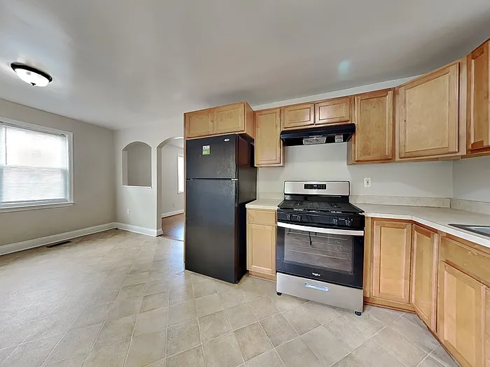 501 Fairview Ave — Photo 9