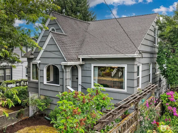 6249 30th Avenue NE, Seattle, WA 98115