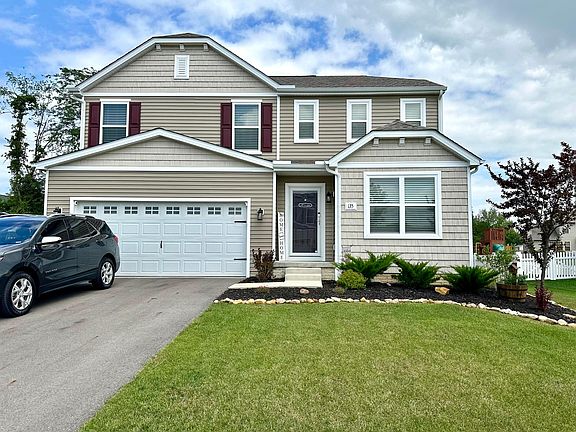 3rd image of 135 Bigelow Dr
