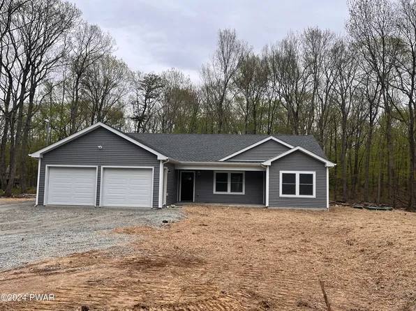 102 Fieldstone Way, Milford, PA 18337