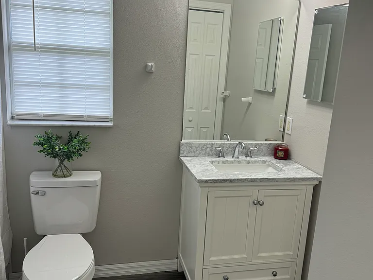 37209 Lock St — Photo 3