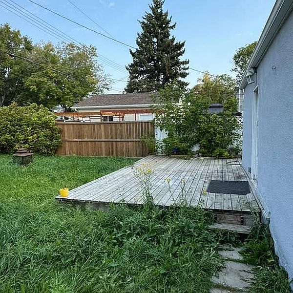 Winnipeg Apartment for rent - 3 Bedrooms — photo 12