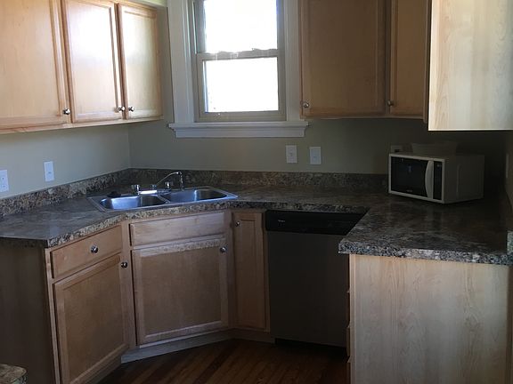 3rd image of 3016 Griest Ave