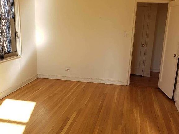 5th image of 8343 118th St APT 6B