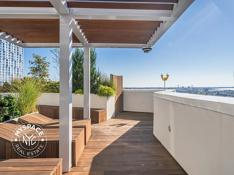 150 Lawrence St #1307 — Photo 31
