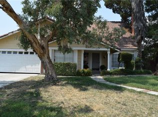 1032 N Sunset Cir, Rialto, CA 92376