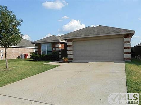 1st image of 2717 Spencer Cir