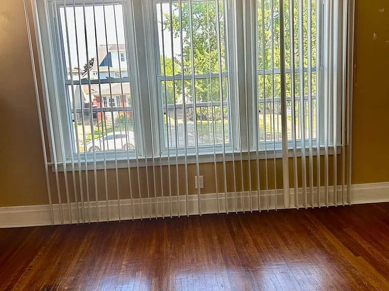 60 Shoreham Pkwy #2 — Photo 11