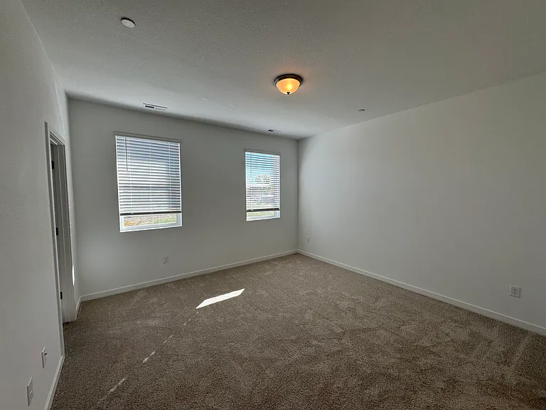 764 Nob Hill Ln — Photo 24