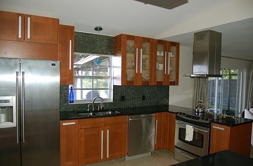 5th image of 1280 Dianna Pl