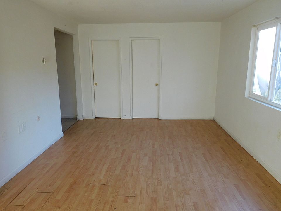 W20th 332 332 W 20th St Merced, CA Zillow Apartments for Rent in