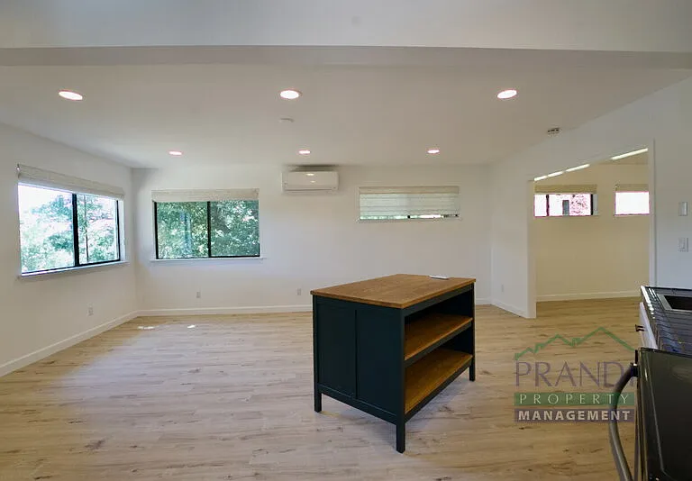 137 Maestro Rd — Photo 8